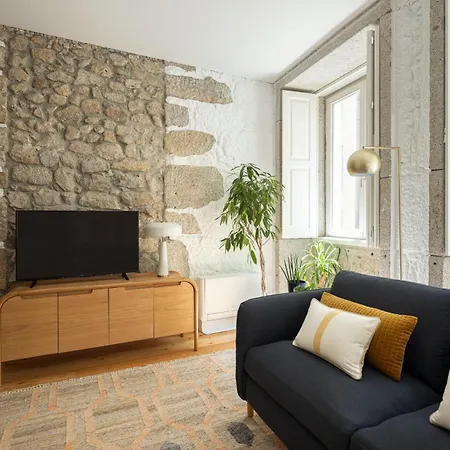 Elegant In The Historical Center Of Porto